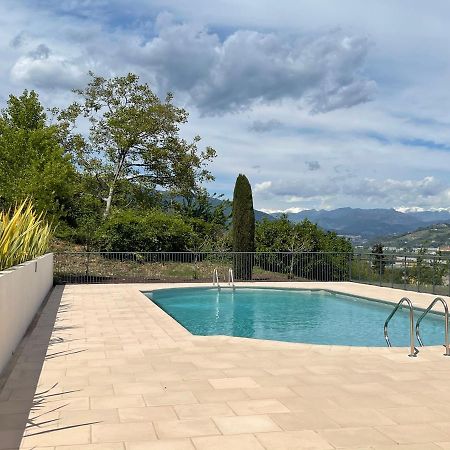 Superbe studio de 31m en rez de jardin Saint-Laurent-du-Var Exterior foto